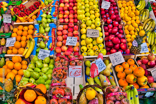 italienischer Obststand in Palermo auf Sizilien