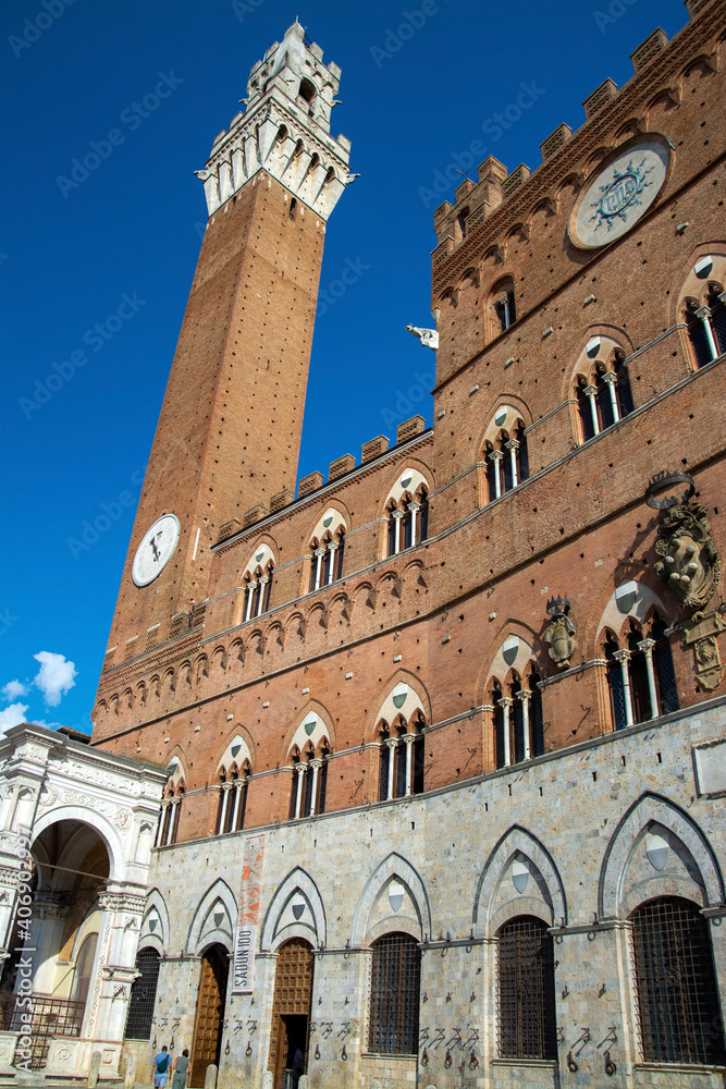 Palazzo Pubblico mit Torre del Mangia, Siena, Toskana, Italien