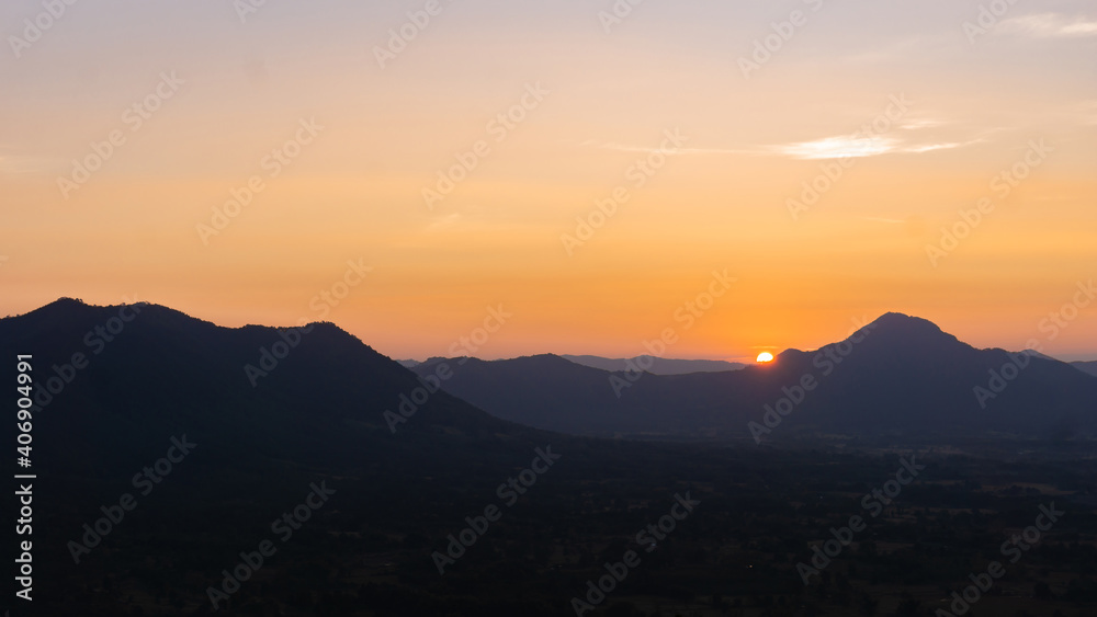 Fototapeta premium Beautiful sunrise over mountain in Thailand.