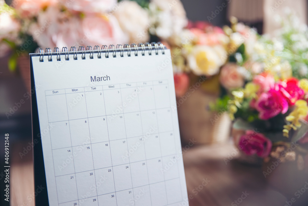 Obraz premium 2021 Calendar desk for Planner and organizer to plan and reminder daily appointment, meeting agenda, schedule, timetable, and management of wedding day. Calendar reminder event Concept.