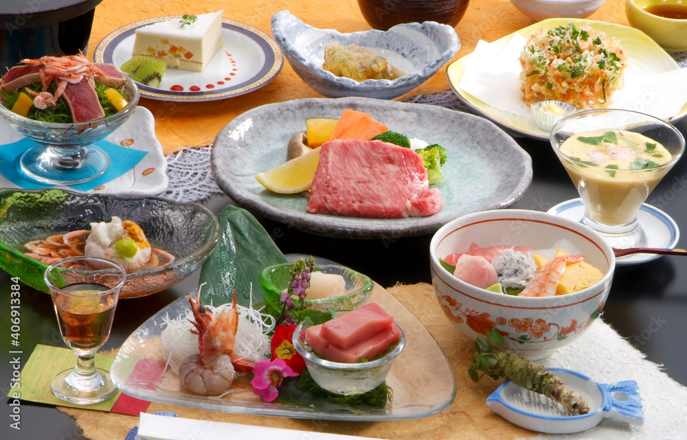 会席　和　料理 刺身　鮪造り　調理　煮付　懐石　盛り付け　和食　日本新鮮　鮮魚　お刺身　JAPAN