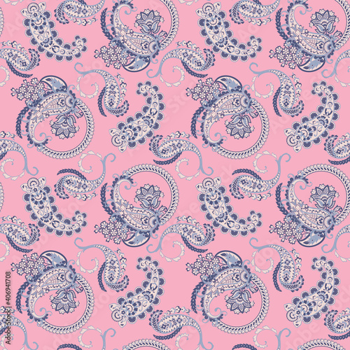 Floral Seamless pattern with paisley ornament