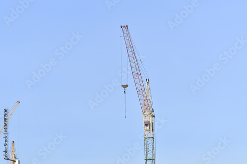 construction, crane, building, architecture, sky, build, site, house, industry, tower, development, business, structure, work, city, concrete, blue, new, buildings, urban, engineering, cranes, apartme