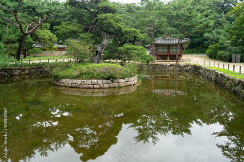 garden of Sanctuary Chongmyo in Seoul