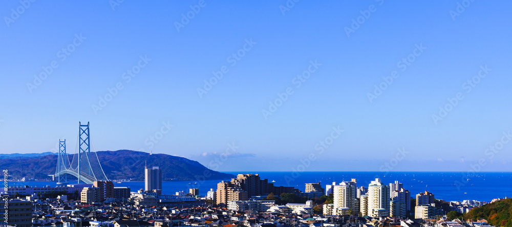 Fototapeta premium パノラマ 青空 明石海峡大橋 （別名 パールブリッジ） 