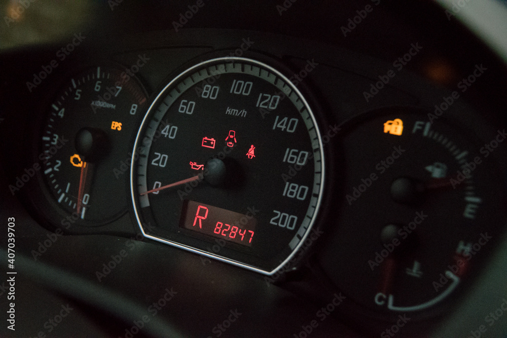 Fototapeta premium Speedometer display of an old suzuki swift car