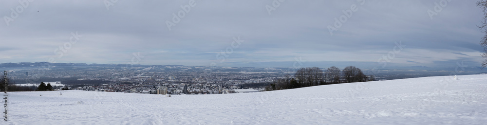 Paysage de neige autour de Région des Trois frontières (Dreiländereck) Bâle et Jura (Suisse), Weil-am-Rhein (Allemagne), Sundgau, Huningue, la plaine d'Alsace et Vosges (France) Paysage de neige autour de Région des Trois frontières (Dreiländereck) Bâle et Jura (Suisse), Weil-am-Rhein (Allemagne), Sundgau, Huningue, la plaine d'Alsace et Vosges (France)