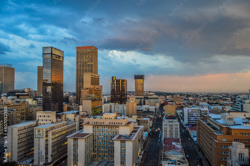 Fototapeta premium Johannesburg city skyline and towers and buildings