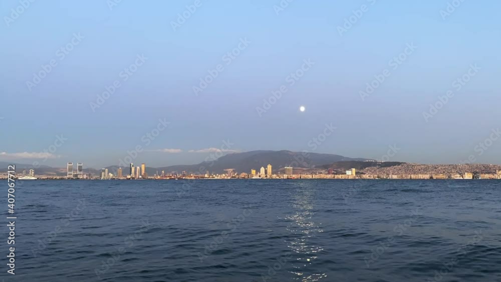 time lapse of moon rising 