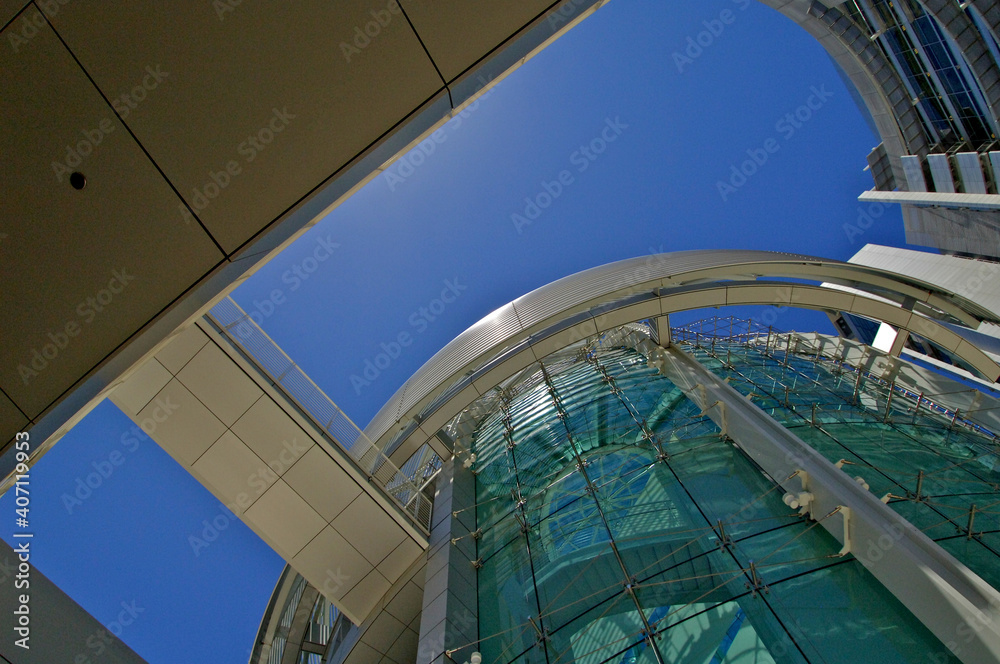 Foto Stock San Jose City Hall Rotunda. A metal brise soleil structure