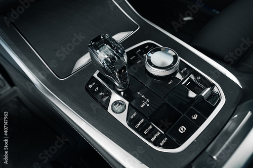 Luxury car gear shifter knob close up © fotofabrika