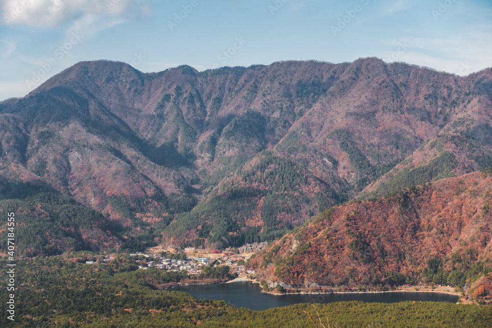 Naklejka premium 展望台からみえる山の景色