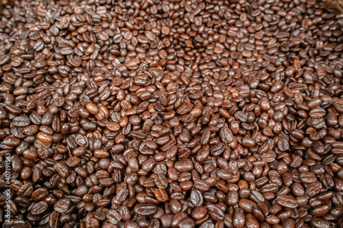 a lot of coffee beans 