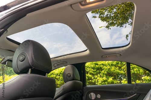Mercedes-Benz E-Class 2020 Sun-roof