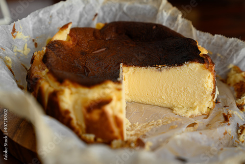 バスク地方のチーズケーキ
