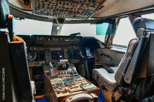 Photographie Interior view of modern instruments in cockpit airplane