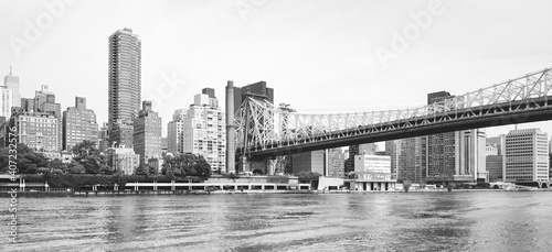 Panoramic view of Manhattan seen from Roosevelt Island, New York City, US. © MaciejBledowski