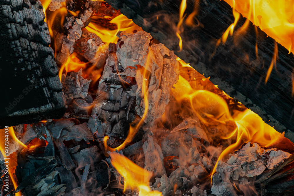 The fire, burning debris, there is no focus. Large burning fire. The fire, burning debris, there is no focus. Large burning fire.