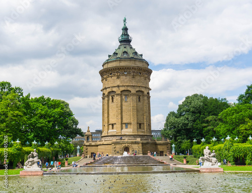 Obraz na płótnie Wasserturm und Brunnen Mannheim