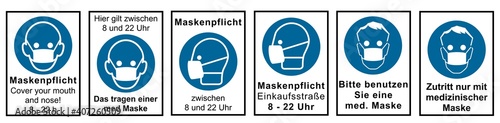 Set aus Hinweisschildern rund um die Maskenpflicht. Vektordatei