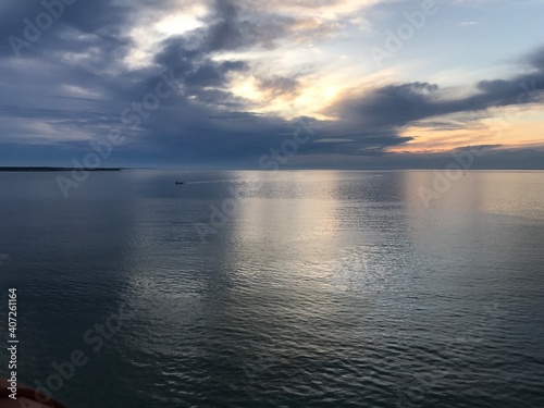 Coucher de soleil sur l'océan