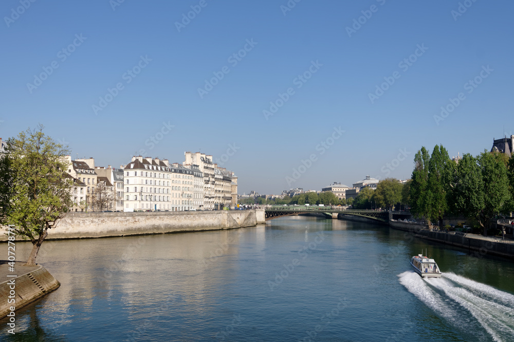 City island in the historical centre of Paris 4th arrondissement