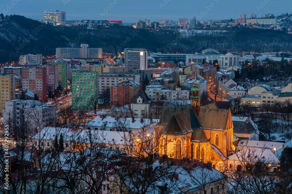 Φωτογραφία Panoramic view of the Mendel Square with The Basilica of the Assumption of Our Lady in Brno in Czech Republic