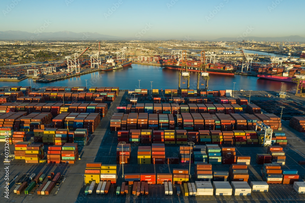 Aerial view of cargo containers in Long Beach port California USA - obrazy, fototapety, plakaty 