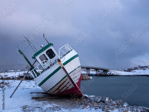 Fischkutter in Sommaroy, Troms og Finnmark, Norwegen photo