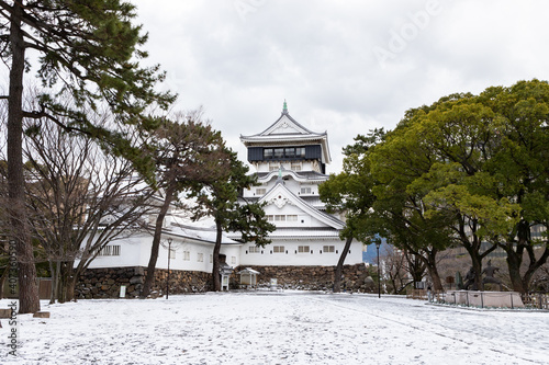 Wallpaper Mural 雪の小倉城 Torontodigital.ca