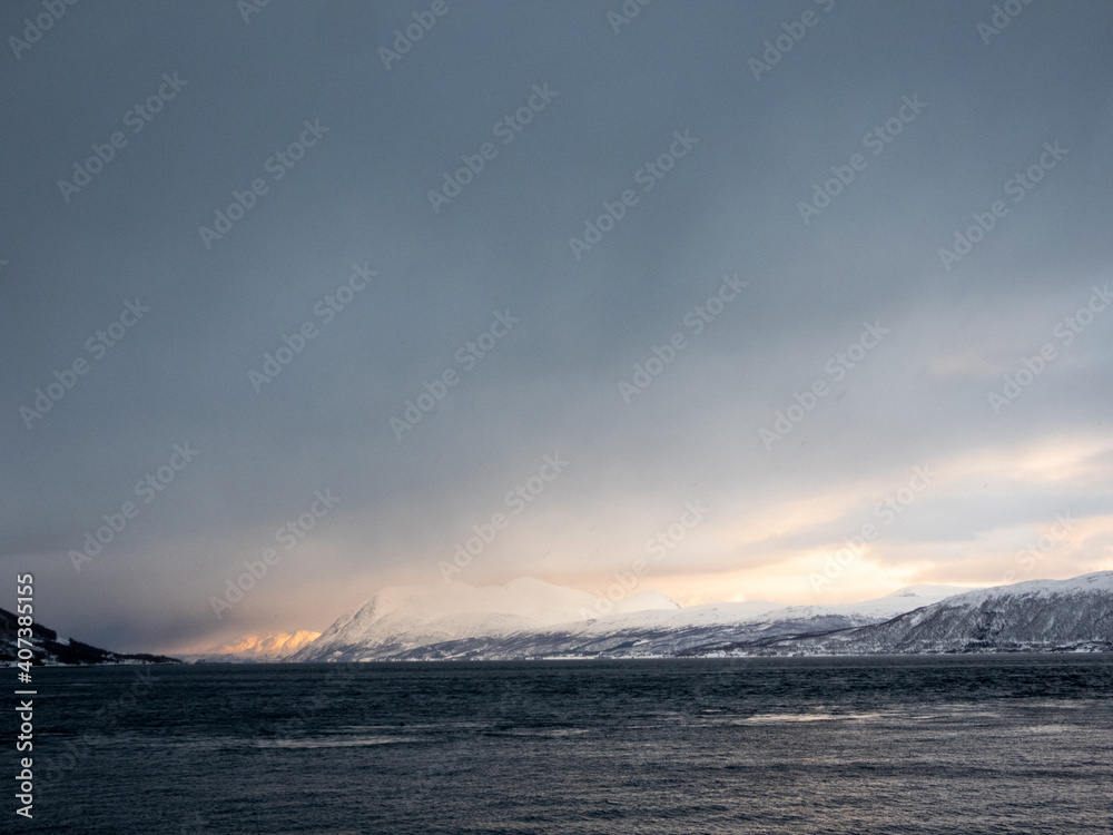 Landschaft im Winter, Kvaloya, Norwegen