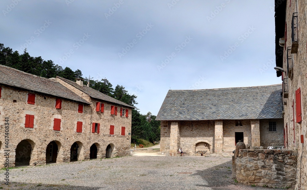 Fototapeta premium Ermitage de Font-Romeu, site touristique de la station
