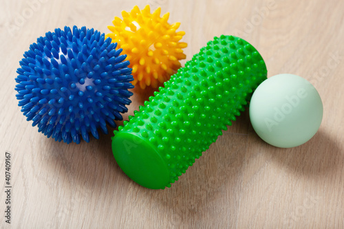 massage rubber balls for self massage and reflexology