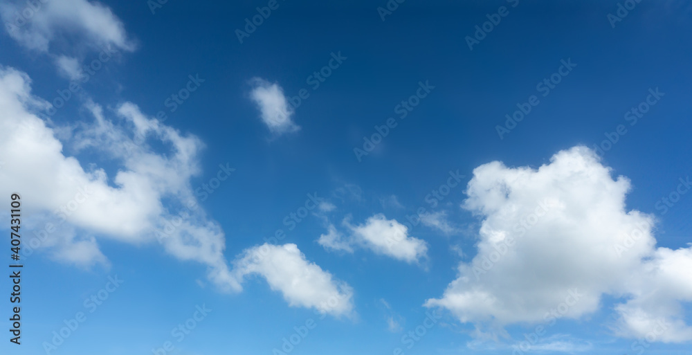 Outdoor high definition blue sky and white clouds background material