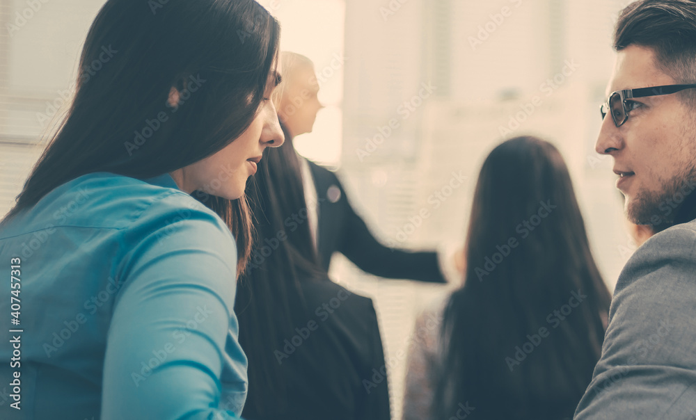 financial Manager making a report at a meeting with the working group. financial Manager making a report at a meeting with the working group.