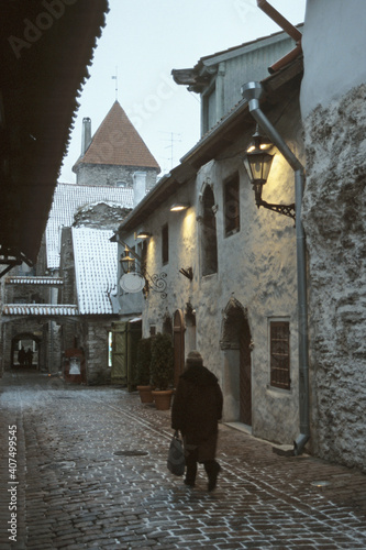 An einem Wintertag im Katharinengang in Tallinn © lotharnahler