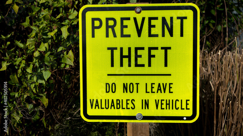 Canvas Print Yellow metal prevent theft sign