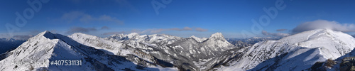 Panorama am Hinkareck über das Gesäuse und die Ennstaler Alpen in der Steiermark, Österreich © Michael