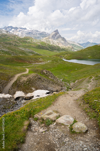 Paysage des Alpes en France, vue sur le lac du Grattaleu, Vanoise, Alpes, France 