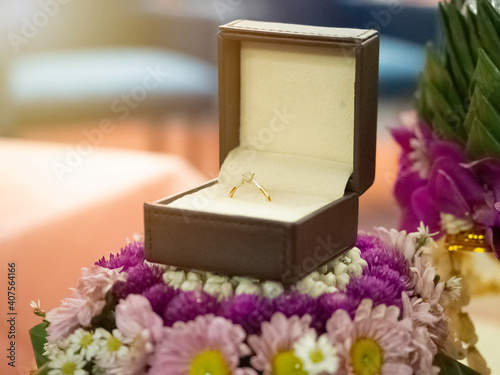 Box Ring jewelry gift flower rose around decoration ornament pre -wedding engagement married happy valentine 14 fourteen february and birthday for lover girlfriend boy friend couple romance surprise