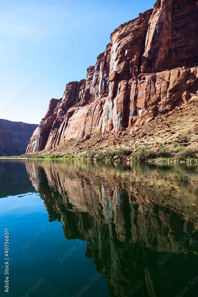 Fototapeta premium Glen Canyon Walls Reflection