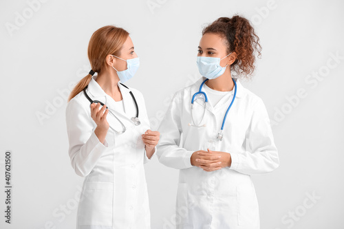Portrait of female doctors ...