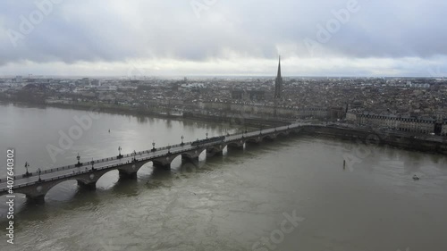 Wallpaper Mural Bordeaux et Saint Michel Torontodigital.ca