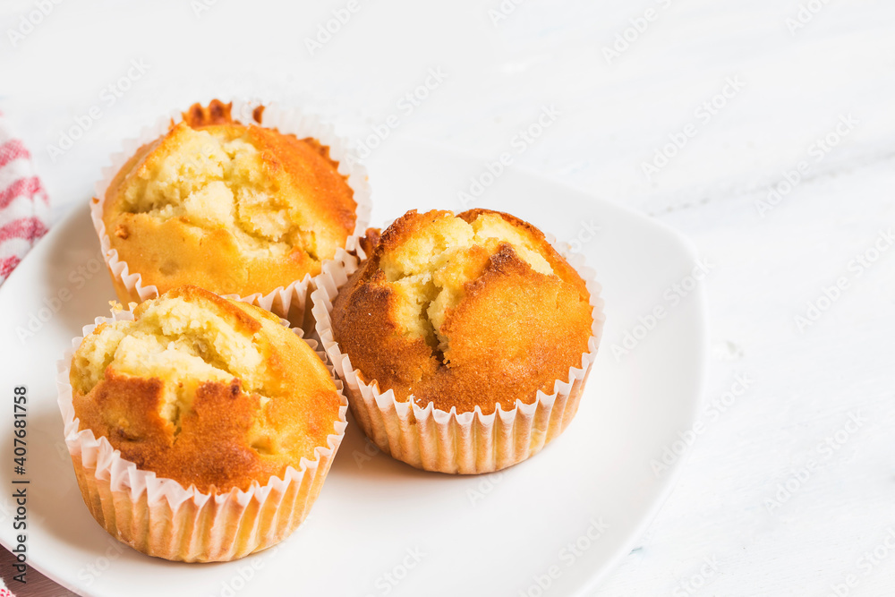 homemade banana nut muffins ready eat (1)