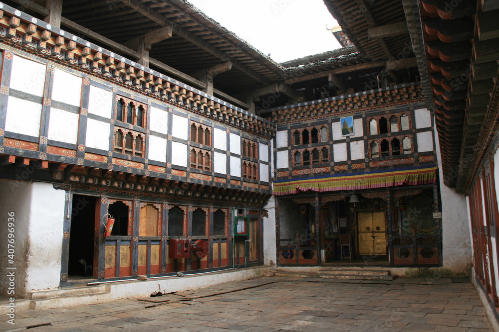 buddhist fortress (dzong) in wangdue phodrang in bhutan buddhist fortress (dzong) in wangdue phodrang in bhutan