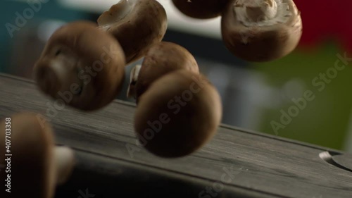 food, garlic, fresh, vegetable, white, mushroom, healthy, wood, raw, nature, ingredient, wooden, organic, spice, brown, champignon, cooking, natural, kitchen, closeup