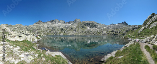 Bild auf Leinwand Lac det Mail