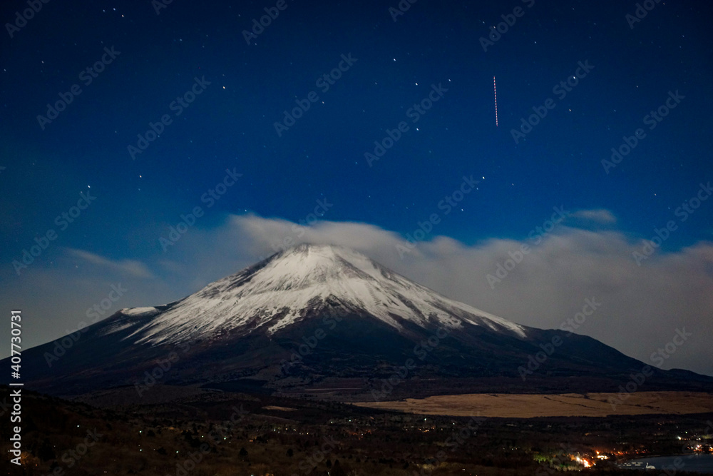 2021年12月31日 大晦日 山中湖パノラマ台から眺める富士山