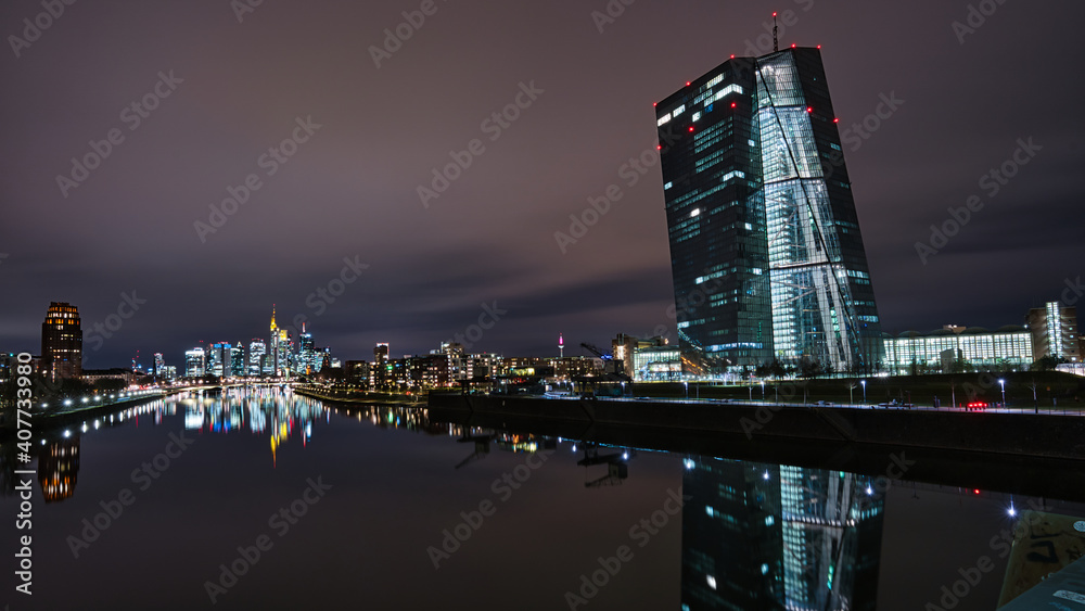 Frankfurt am Main Skyline mit EZB