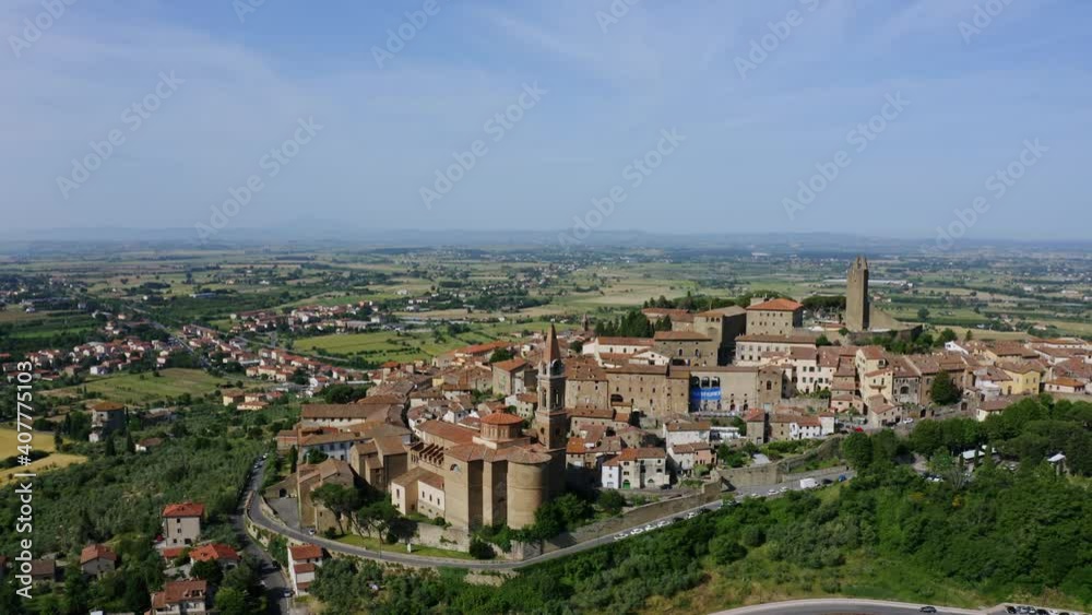 Aerial Drone view La Valle Verde in the town of Castiglion Fiorentino in Province of Arezzo Tuscany, Italy Aerial Drone view La Valle Verde in the town of Castiglion Fiorentino in Province of Arezzo Tuscany, Italy